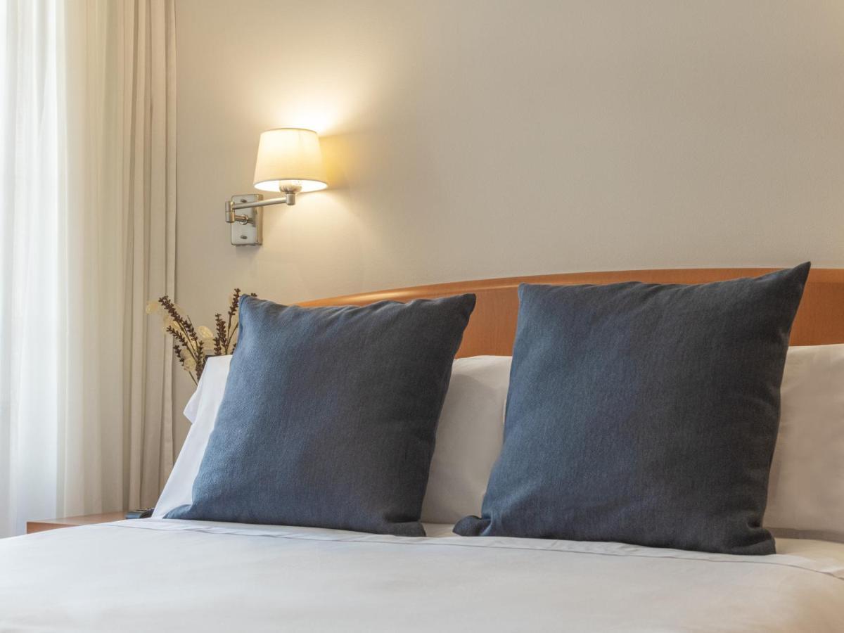 Hostal Alba Lugo Eksteriør billede