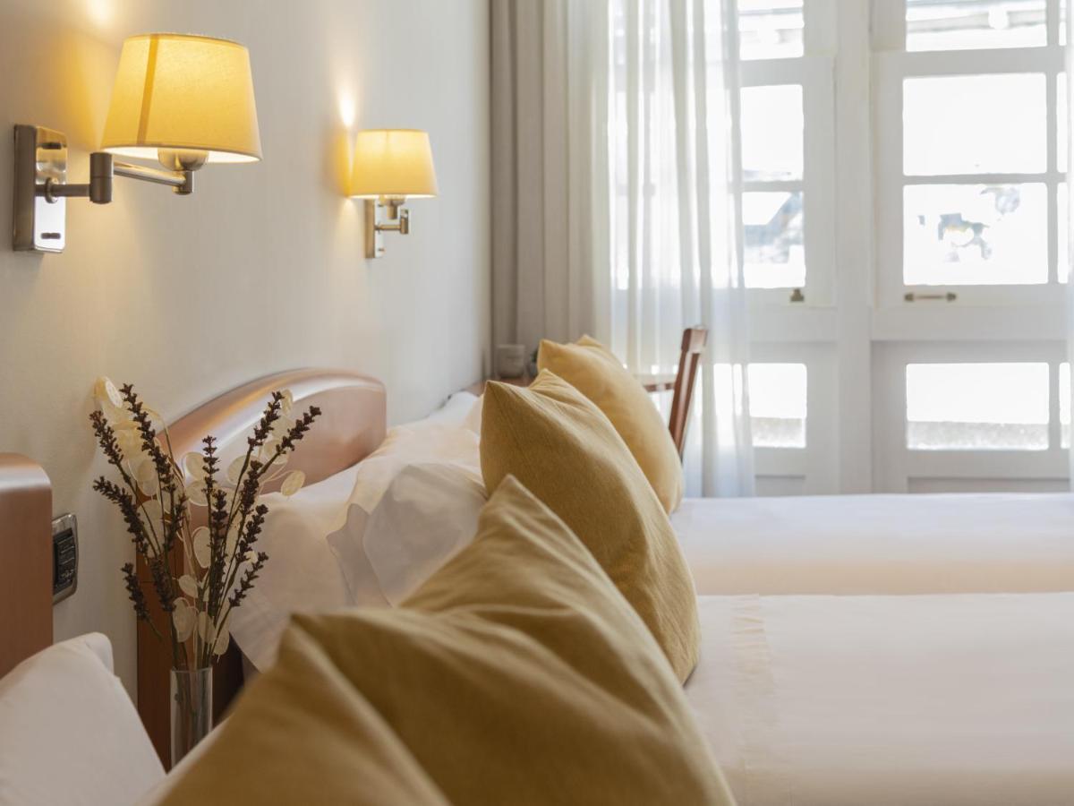 Hostal Alba Lugo Eksteriør billede